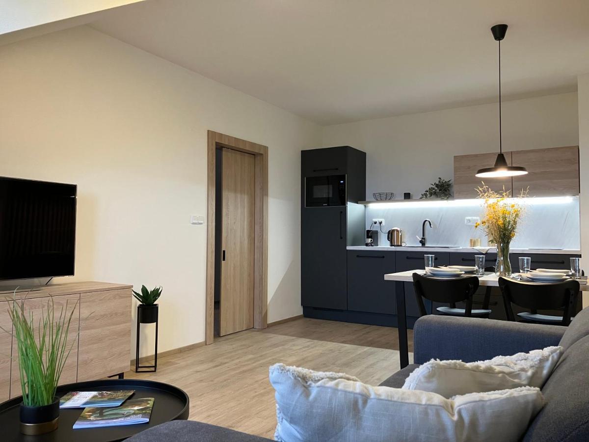Apartman Nahore Vacov Exterior photo