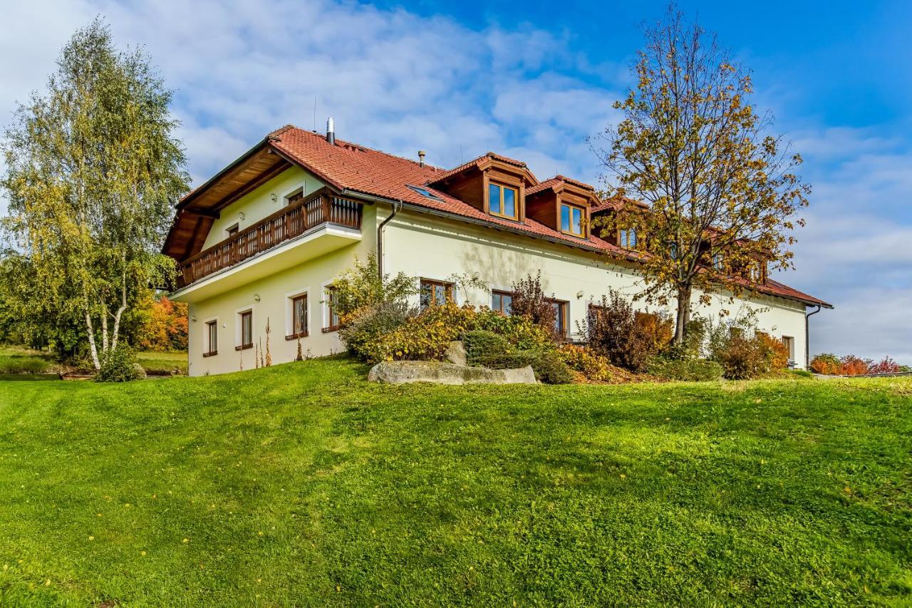 Apartman Nahore Vacov Exterior photo